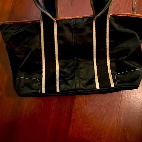 Coach bag gently worn see pics - Picture 5 of 5